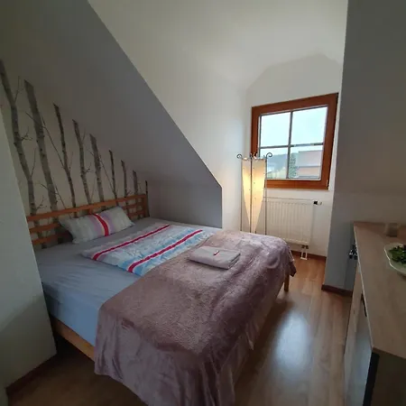 Gaestewohnung Elbblick - Reinkommen, Wohlfuehlen Und Den Ausblick Geniessen *