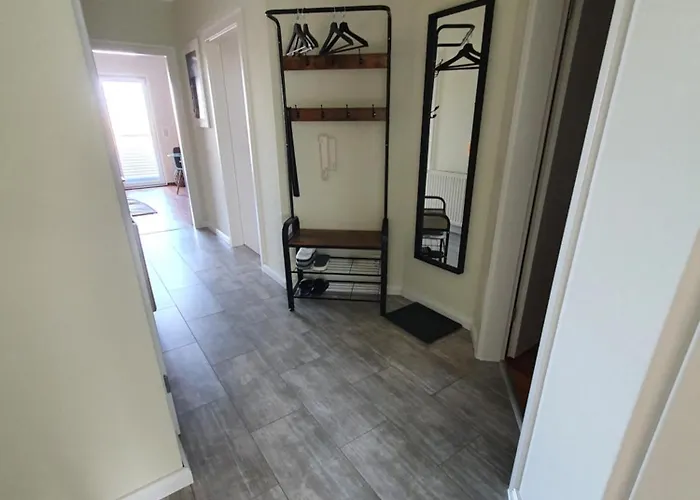 Apartment Gaestewohnung Elbblick - Reinkommen, Wohlfuehlen Und Den Ausblick Geniessen *